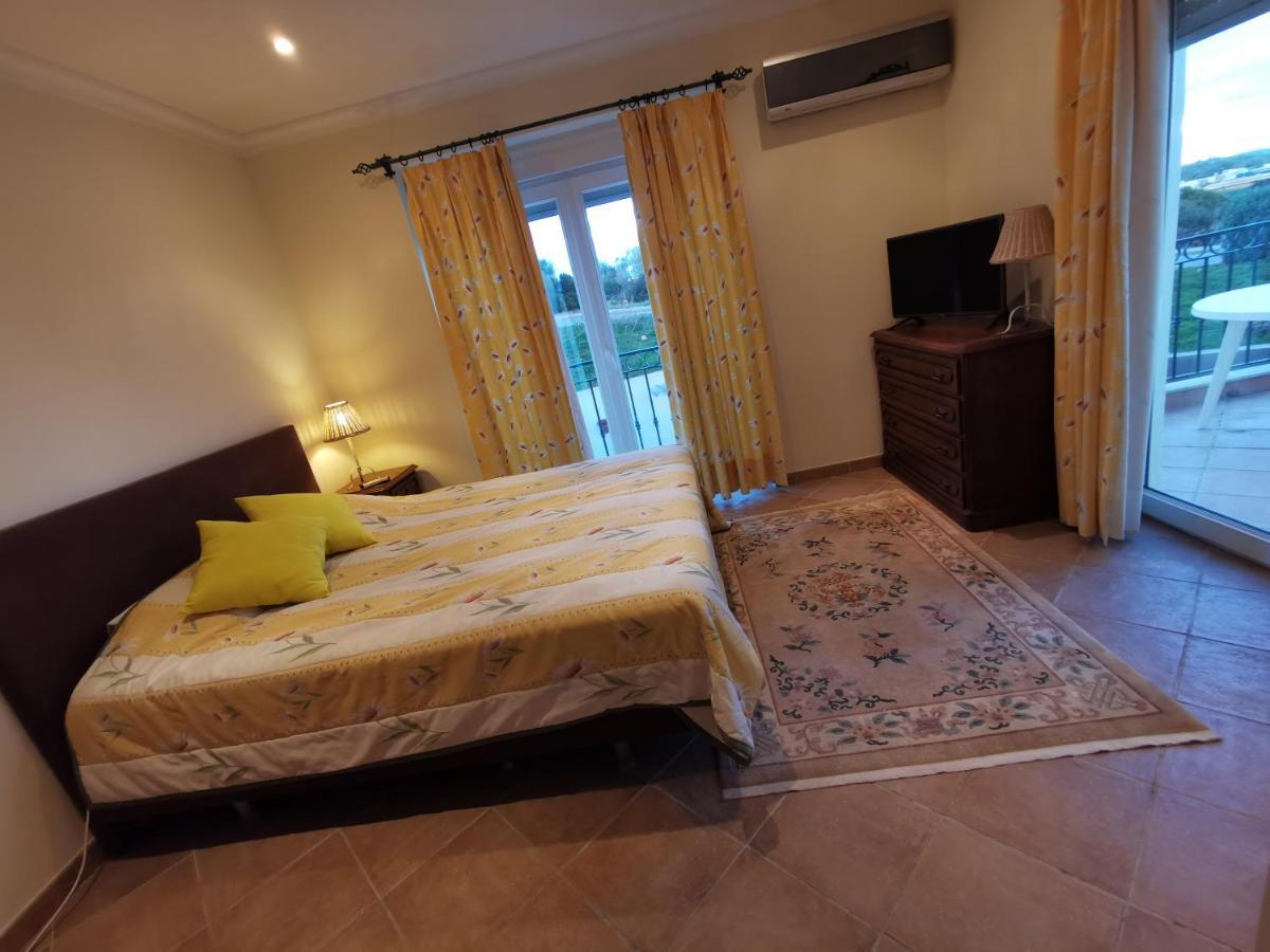 Oasis Tropical, Jardim E Piscina! Apartment ปอร์ติเมา ภายนอก รูปภาพ