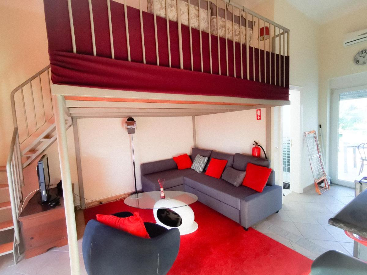 Oasis Tropical, Jardim E Piscina! Apartment ปอร์ติเมา ภายนอก รูปภาพ