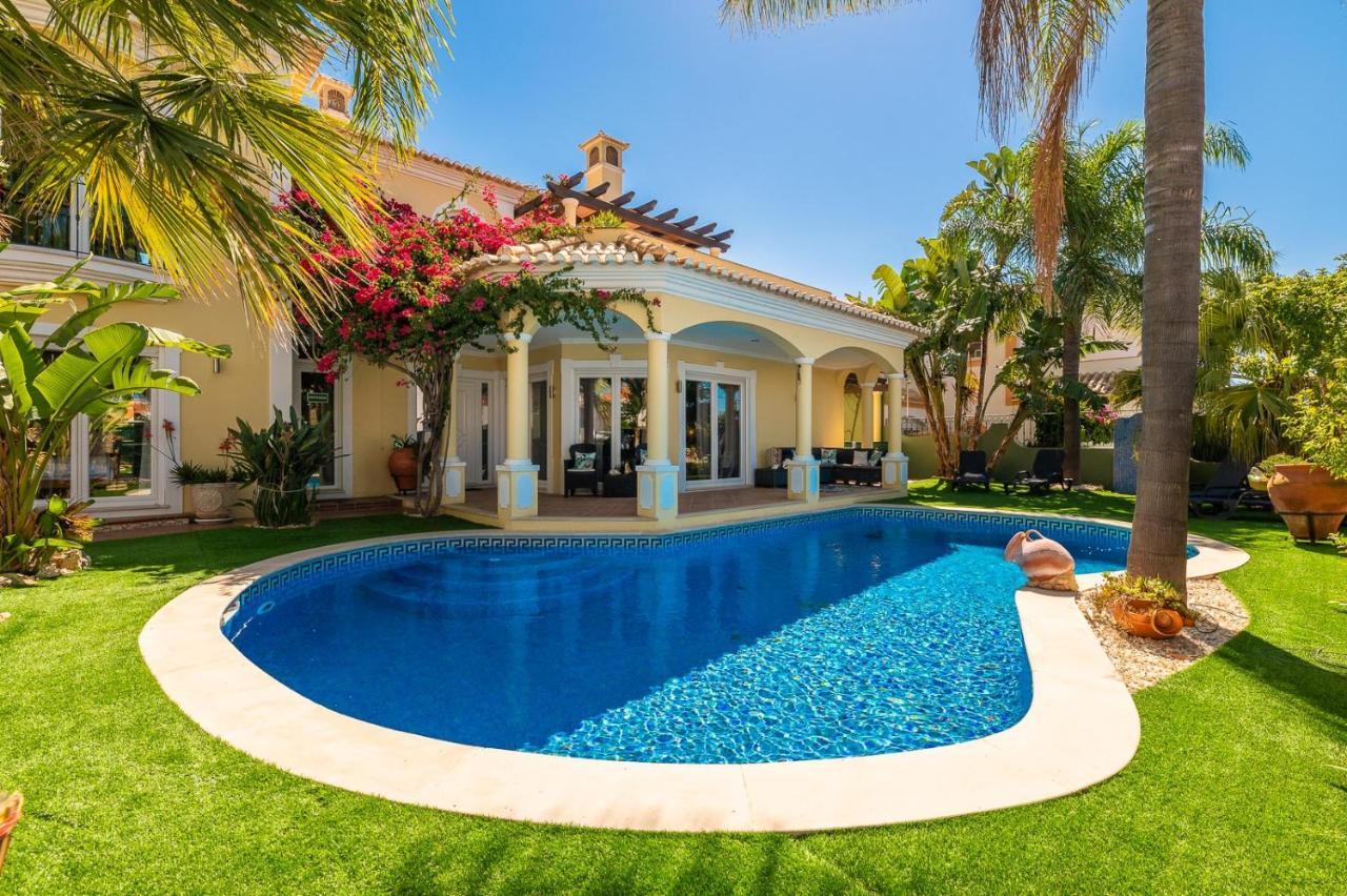 Oasis Tropical, Jardim E Piscina! Apartment ปอร์ติเมา ภายนอก รูปภาพ