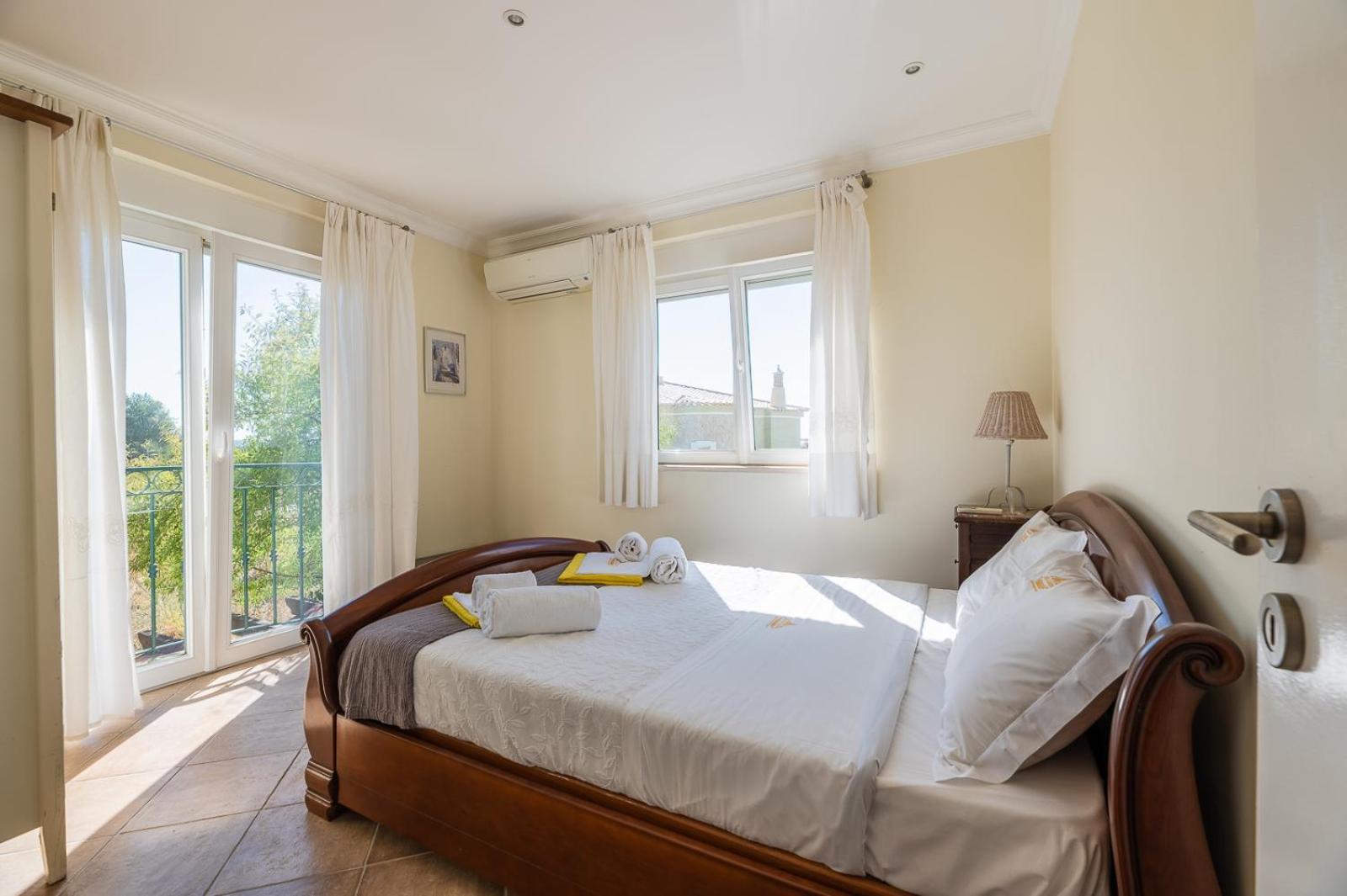 Oasis Tropical, Jardim E Piscina! Apartment ปอร์ติเมา ห้อง รูปภาพ