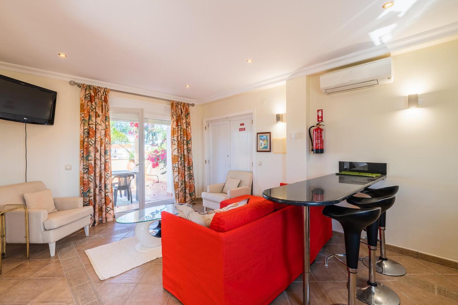 Oasis Tropical, Jardim E Piscina! Apartment ปอร์ติเมา ห้อง รูปภาพ
