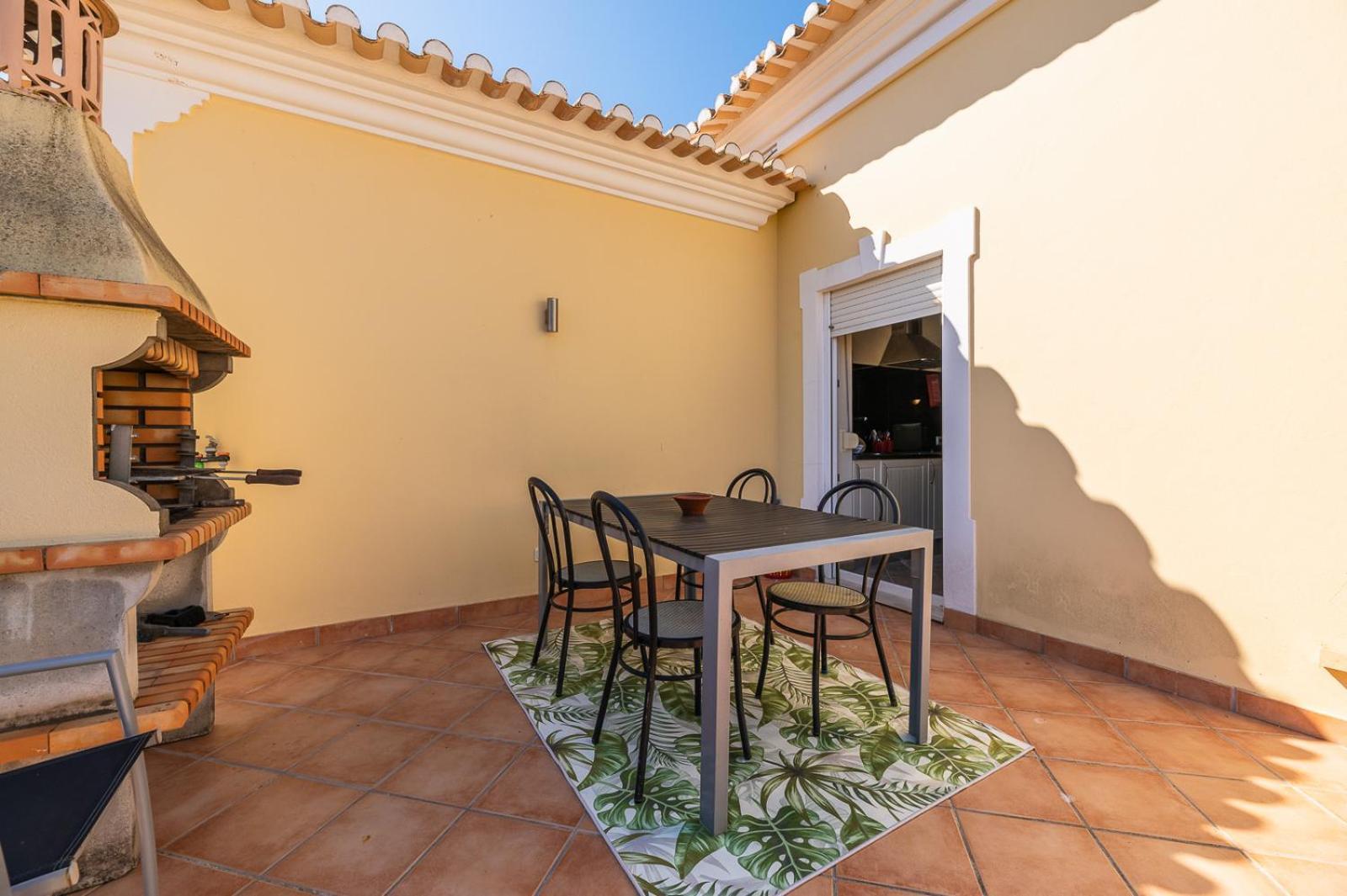 Oasis Tropical, Jardim E Piscina! Apartment ปอร์ติเมา ห้อง รูปภาพ
