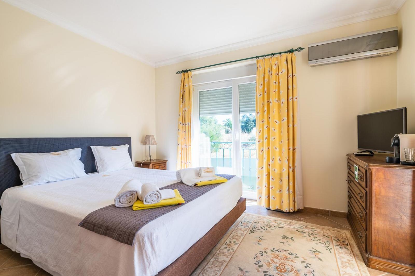 Oasis Tropical, Jardim E Piscina! Apartment ปอร์ติเมา ห้อง รูปภาพ